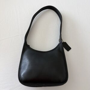Coach Vintage 1998 Ergo Mini Zip Shoulder Bag #9020 Black Glove Leather Hobo EUC